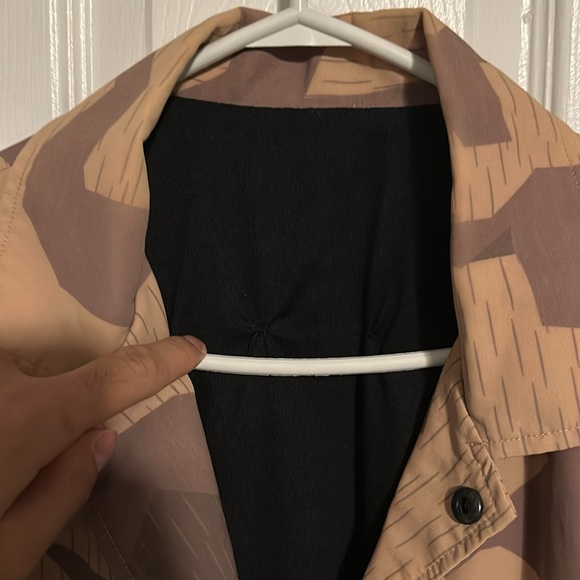 Fall wind breaker - Picture 4 of 4